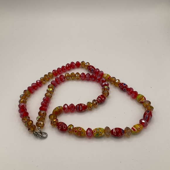 “VINTAGE” Glass Faucted Millefiori Beaded Necklace. - Picture 5 of 12